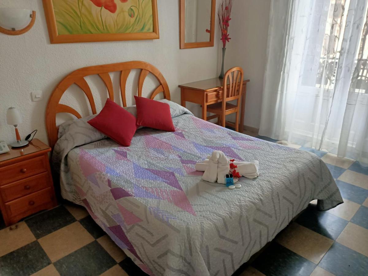 Hostal Continental Madryt Zewnętrze zdjęcie